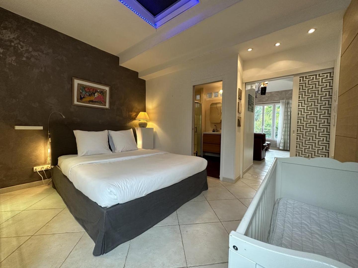 La Maison Des Lumieres Hotell Chartres Eksteriør bilde